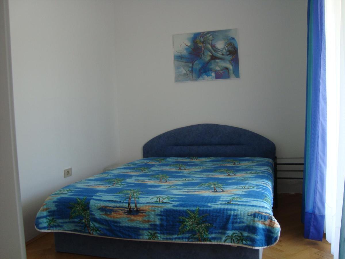 Apartman Carmen เซร์เวนีเวอร์ ภายนอก รูปภาพ