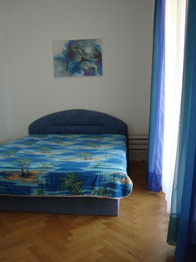 Apartman Carmen เซร์เวนีเวอร์ ภายนอก รูปภาพ