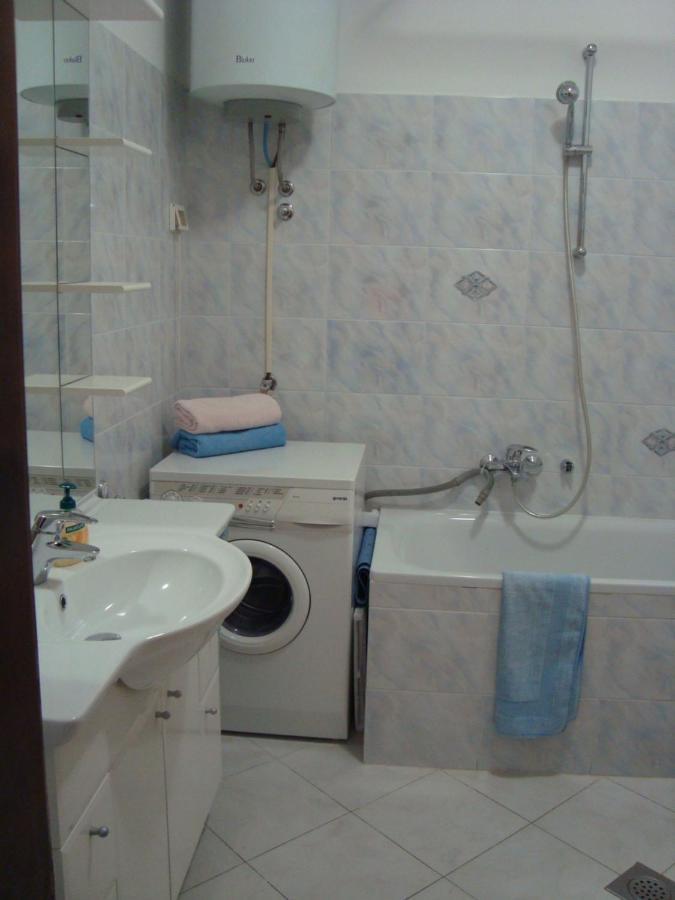 Apartman Carmen เซร์เวนีเวอร์ ภายนอก รูปภาพ